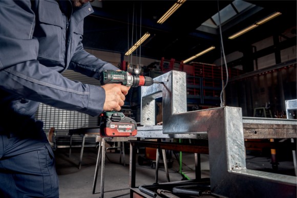 Акумуляторний шурупокрут-різьбонарізчик Metabo Metabo GB 18 LTX BL Q I 2х5.5Aг (602362660)