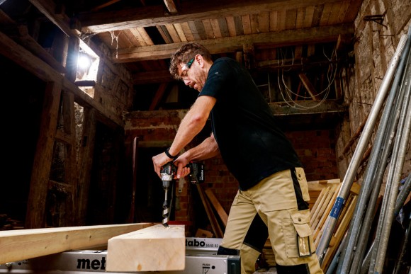 Акумуляторний шуруповерт Metabo BS 18 BL Edition (613159900)