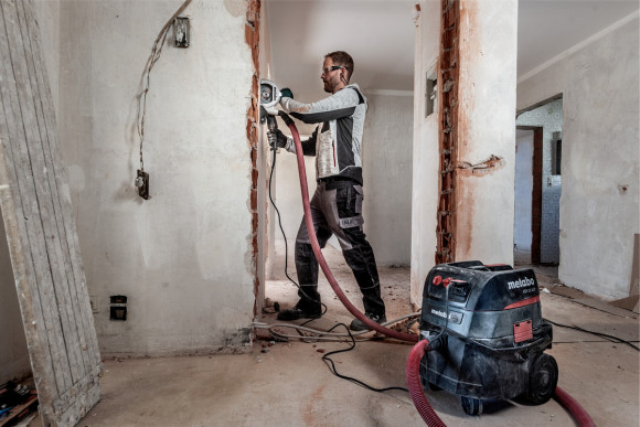 Кутова машина для різання бетону Metabo TEPB 19-180 RT CED (600433500) Кутова машина для різання бетону Metabo TEPB 19-180 RT CED (600433500)