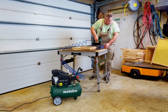 Компресор безмасляний Metabo Basic 250-24 OF (601523000) 