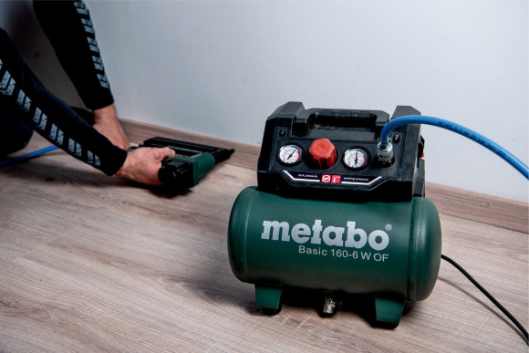 Безмасляний компресор Metabo Basic 160-6 W OF (601501000) Безмасляний компресор Metabo Basic 160-6 W OF (601501000)