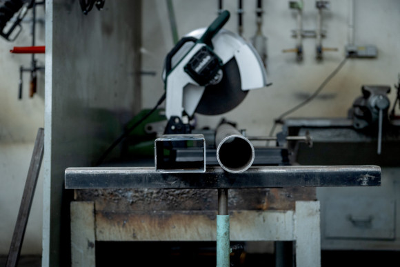 Монтажна пила Metabo CS 22-355 (601786000) Монтажна пила Metabo CS 22-355 (601786000)