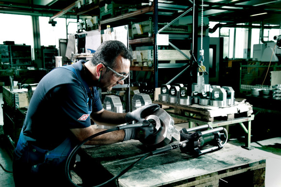 Пряма шліфувальна машина Metabo GE 710 Plus (600616000)