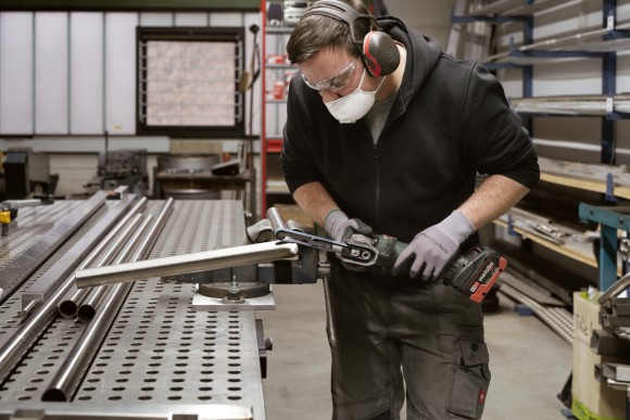 Аккумуляторный ленточный напильник Metabo BF 18 LTX 90, 18В, каркас (600321850) Аккумуляторный ленточный напильник Metabo BF 18 LTX 90, 18В, каркас (600321850)