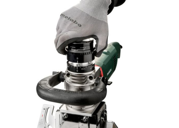 Фрезер для обработки металлических кромок Metabo KFMV 17-15 F (601770500) Фрезер для обработки металлических кромок Metabo KFMV 17-15 F (601770500)