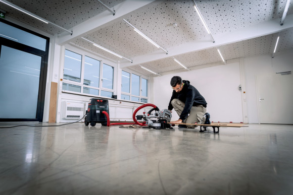 Торцювальна пила Metabo KGS 216 M + диск (613216900)