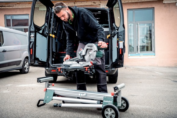 Торцювальна пила Metabo KGS 254 M + диск (613254900)