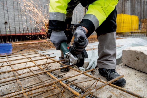 Акумуляторна болгарка Metabo W 18 L 9-125 Quick каркас в кейсі (602249840) Акумуляторна болгарка Metabo W 18 L 9-125 Quick каркас в кейсі (602249840)