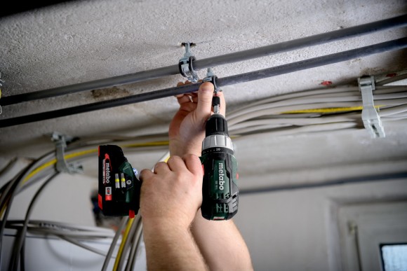 Аккумуляторный ударный шуруповерт Metabo SB 18 L, 18В (614053500) Аккумуляторный ударный шуруповерт Metabo SB 18 L, 18В (614053500)