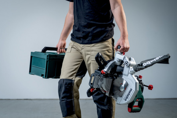 Торцювальна пила Metabo KS 216 M New (610216000) Торцювальна пила Metabo KS 216 M New (610216000)