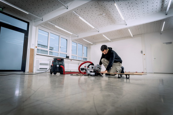 Торцювальна пила з протяжкою Metabo KGS 216 M New (613216000)