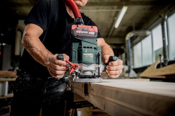 Акумуляторний фрезер Metabo OFV 18 LTX BL 12, 18В (601743660)