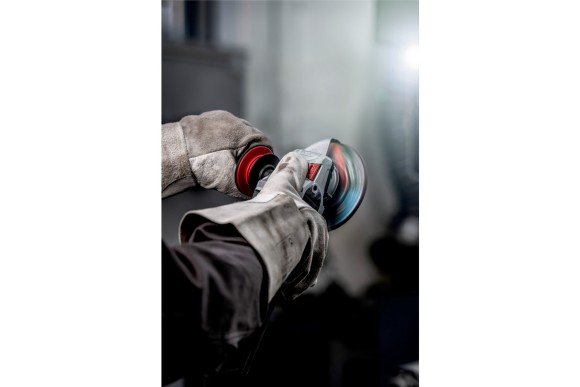 Акумуляторна болгарка Metabo WB 18 LT BL 11-125 Quick 2х5.2 Аг (613054650)