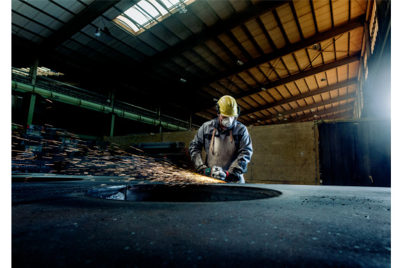 Болгарка Metabo WEPBA 26-230 MVT Quick (606482000)