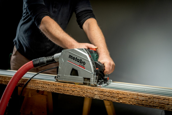 Циркулярная погружная пила Metabo KT 66 BL (601166500)