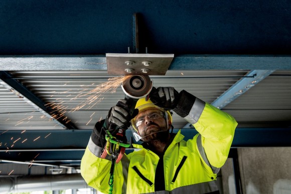 Акумуляторна болгарка Metabo WPB 18 LT BL 11-125 Quick 2х5.5 Аг (613059660)