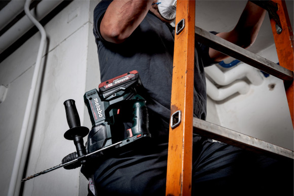 Комплект акумуляторних інструментів Metabo Combo Set 2.5.2 18V (685182000) Комплект акумуляторних інструментів Metabo Combo Set 2.5.2 18V (685182000)