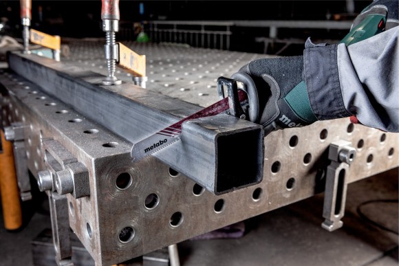 Акумуляторна шабельна пилка Metabo SSE 18 LTX BL каркас + кейс (602267840)