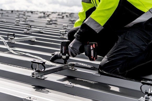 Набір 2.9.3 18V BSLTBL+SSWLT300BL (685203000)