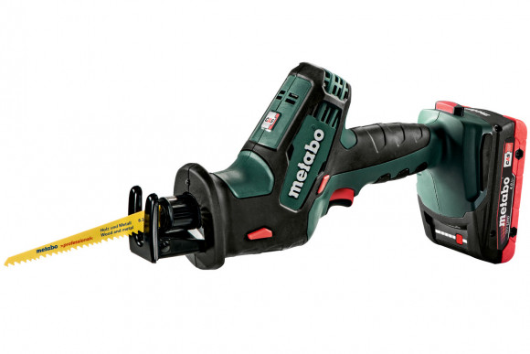 Акумуляторна шабельна пилка Metabo SSE 18 LTX Compact 2*4.0 Ач (602266800)