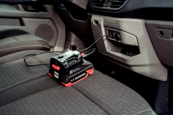 Кишеньковий зарядний пристрій Metabo PC 18-65 (600409000) Кишеньковий зарядний пристрій Metabo PC 18-65 (600409000)