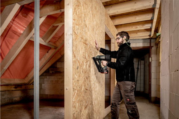 Акумуляторний гвоздезабиватель Metabo NFR 18 LTX 90 BL, каркас (612090840)