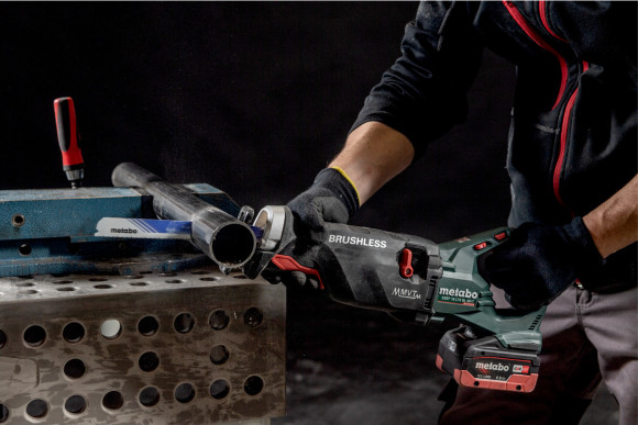 Акумуляторна шабельна пилка Metabo SSEP 18 LTX BL MVT, каркас (602258850)