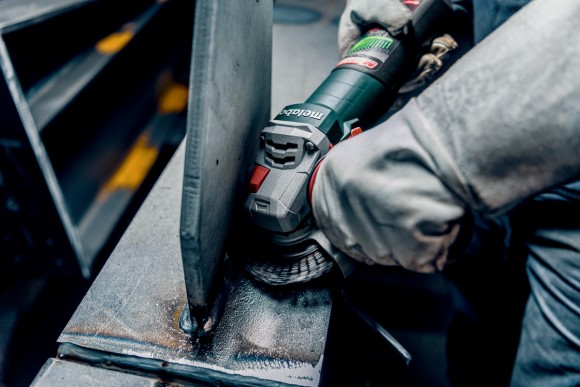 Болгарка Metabo WEBA 20-150 Quick BL (600664000) Болгарка Metabo WEBA 20-150 Quick BL (600664000)