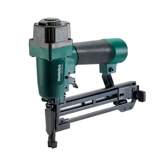 Пневматичний скобозабивальний пістолет Metabo DKG 90/40 (601566500)